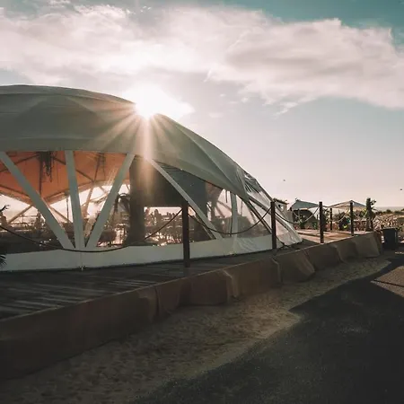 Basecamp Connections Deluxe Beach Edition Campismo de Luxo *