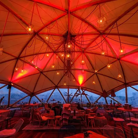 Basecamp Connections Deluxe Beach Edition * De Panne